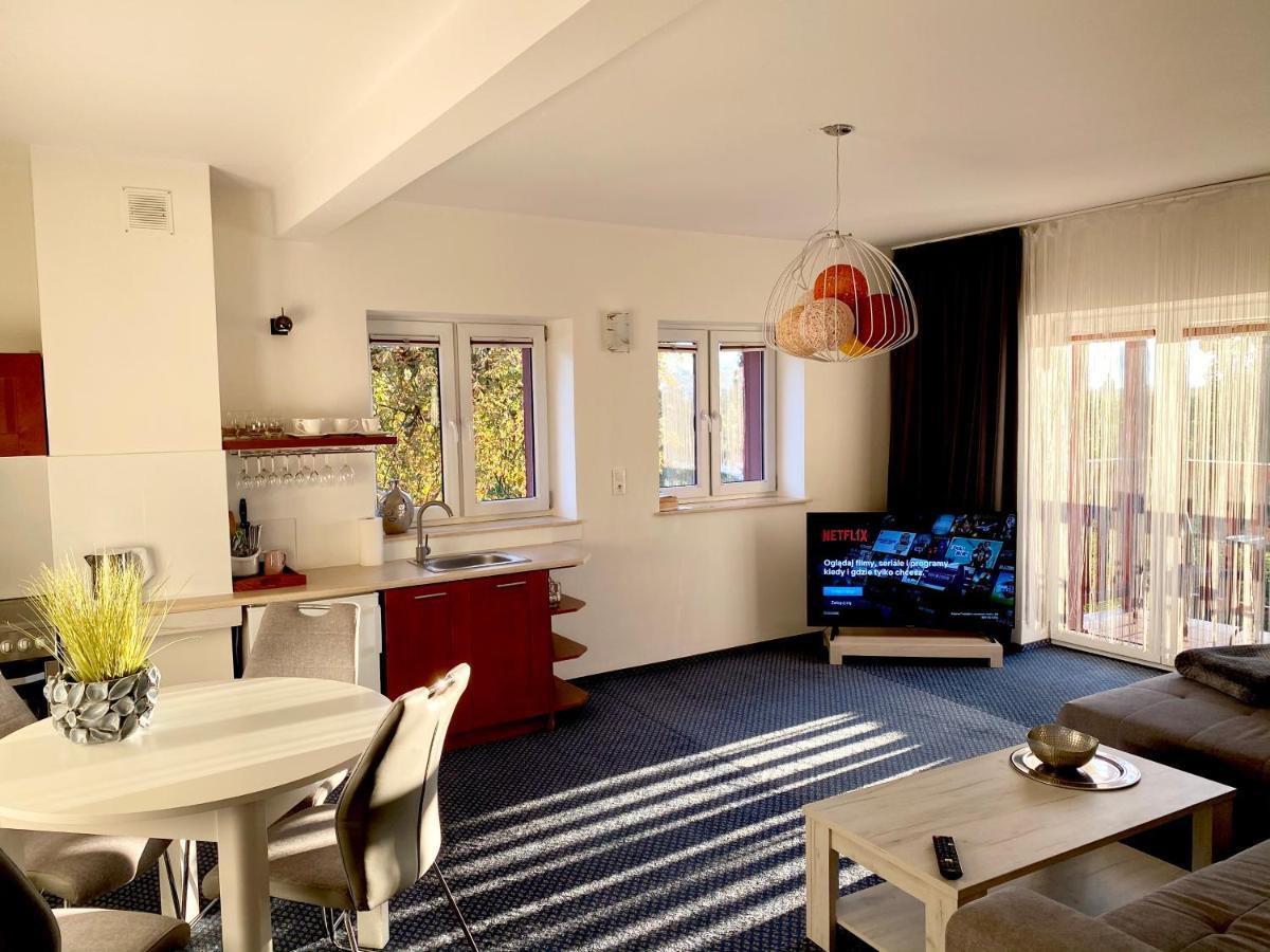 Las Slupski Premium Business Apartament Nr 7 Wifi Netflix Smart Tv50 Two Bedrooms Two Extra Large Double Beds Up To 6 People Full Pleasure Quality Stay (Adults Only) Słupsk Exterior foto