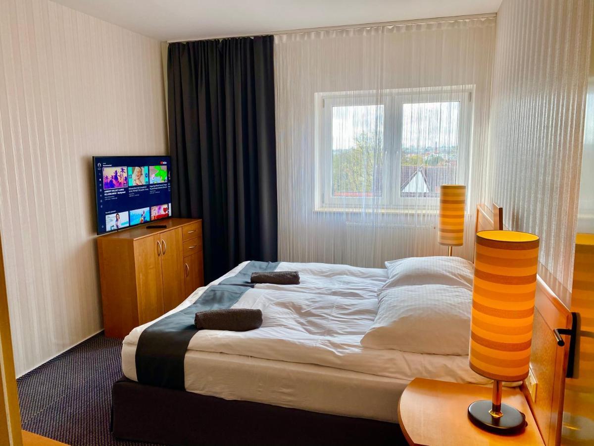Las Slupski Premium Business Apartament Nr 7 Wifi Netflix Smart Tv50 Two Bedrooms Two Extra Large Double Beds Up To 6 People Full Pleasure Quality Stay (Adults Only) Słupsk Exterior foto