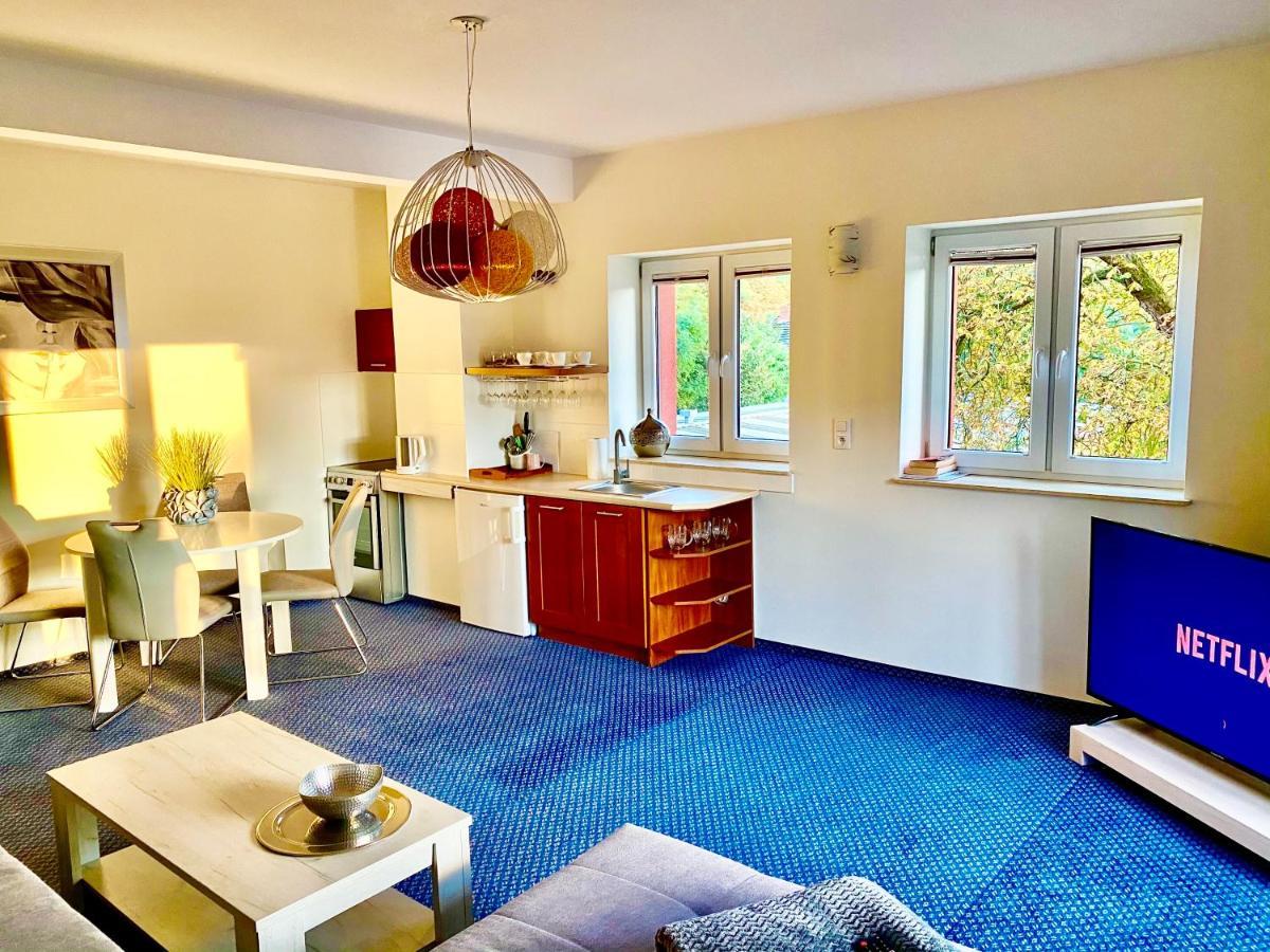 Las Slupski Premium Business Apartament Nr 7 Wifi Netflix Smart Tv50 Two Bedrooms Two Extra Large Double Beds Up To 6 People Full Pleasure Quality Stay (Adults Only) Słupsk Exterior foto