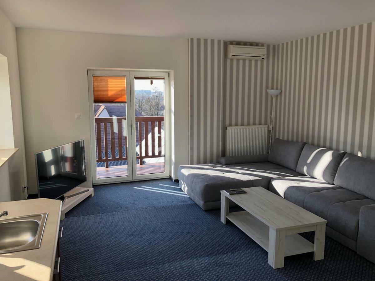 Las Slupski Premium Business Apartament Nr 7 Wifi Netflix Smart Tv50 Two Bedrooms Two Extra Large Double Beds Up To 6 People Full Pleasure Quality Stay (Adults Only) Słupsk Exterior foto